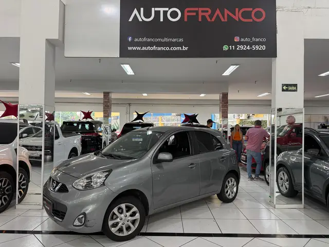 Carro Nissan March 2015 1.0 12V SV (Flex)