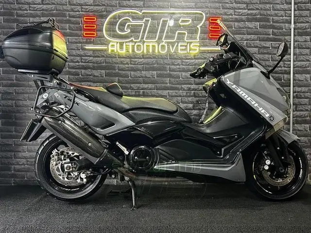 Moto Yamaha Tmax 2015 530