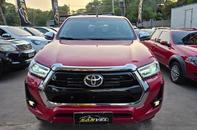 Carro Toyota Hilux Cabine Dupla 2023 SRX 4x4 2.8 Diesel