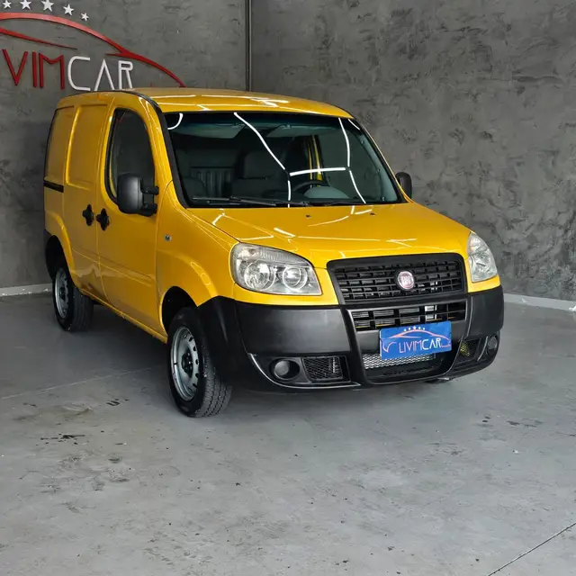 Carro Fiat Doblò Cargo 2013 1.4 8V (Flex)