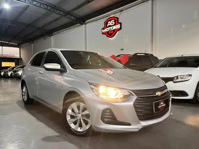 Carro Chevrolet Onix 2023 LT 1.0