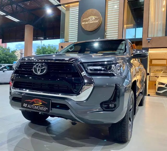 Carro Toyota Hilux Cabine Dupla 2025 SRV 4x4 2.8 Diesel