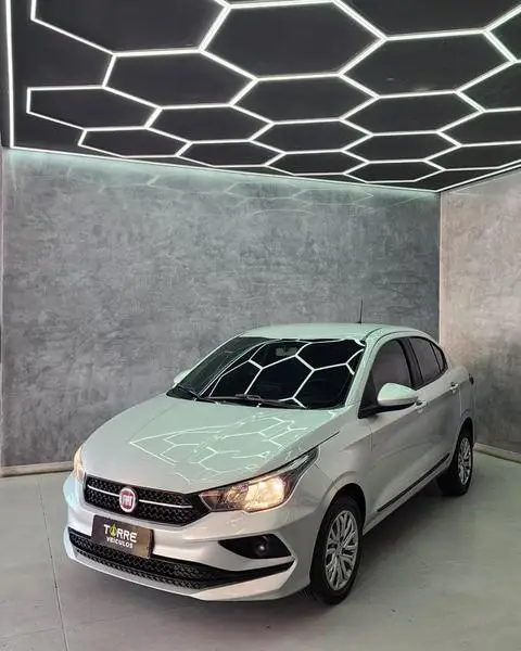 Carro Fiat Cronos 2020 1.8 Drive (Aut) (Flex)