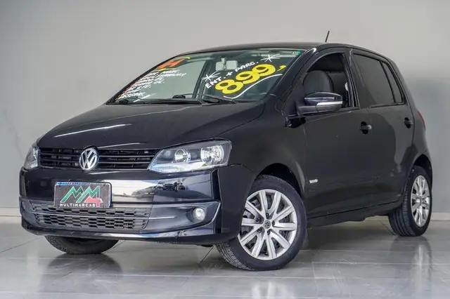 Carro Volkswagen Fox 2011 1.0 8V (Flex) 4p