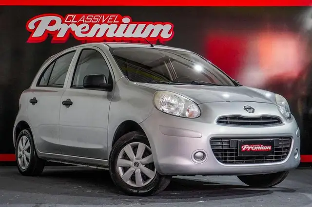 Carro Nissan March 2015 1.0 12V (Flex)