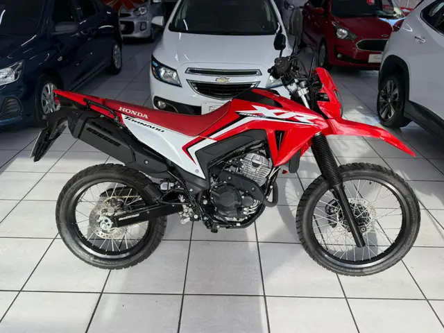 Moto Honda XR 300L 2025 Tornado