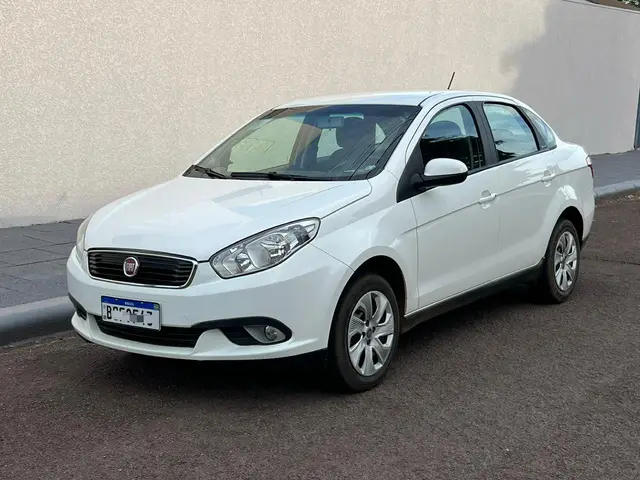 Carro Fiat Grand Siena 2018 Evo Attractive 1.4 8V (Flex)