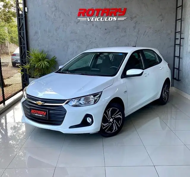 Carro Chevrolet Onix 2025 LT 1.0
