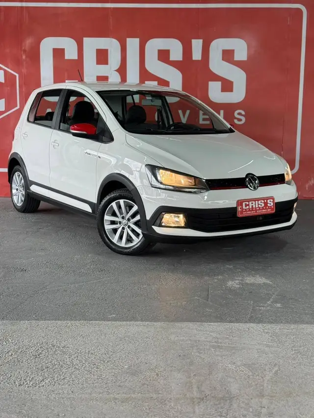 Carro Volkswagen Fox 2016 1.6 16v MSI Pepper (Flex)