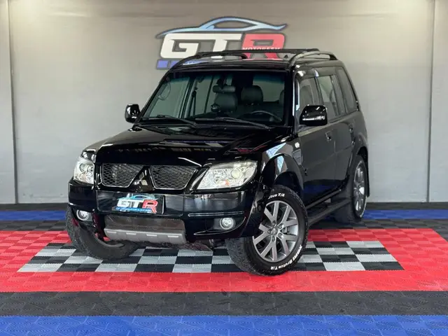 Carro Mitsubishi Pajero TR4 2014 2.0 16V 4x2 (Flex) (Aut)