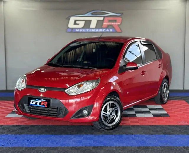 Carro Ford Fiesta Sedan 2014 SE Plus 1.6 RoCam (Flex)