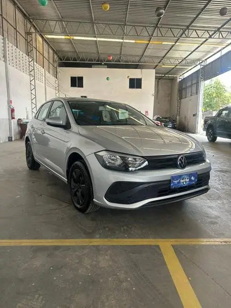 Carro Volkswagen Polo 2024 Track 1.0 Flex 12V 5p