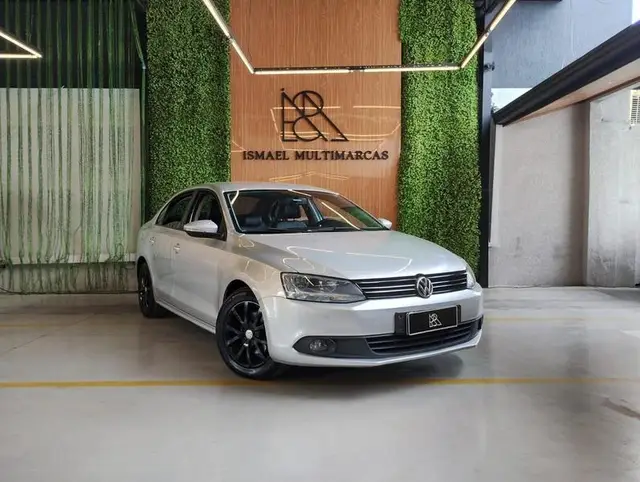 Carro Volkswagen Jetta 2012 2.0 Comfortline (Flex)
