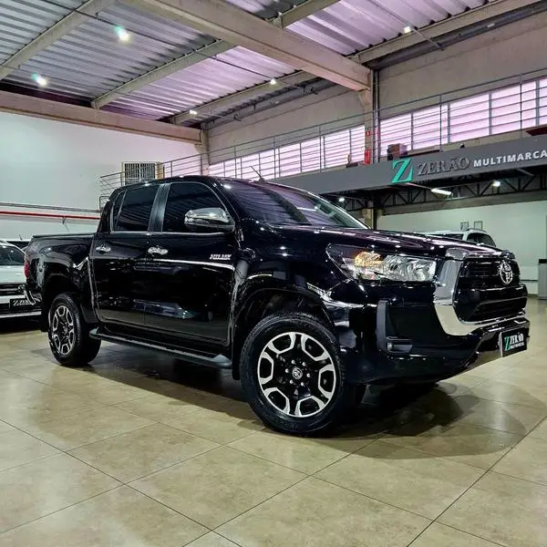 Carro Toyota Hilux Cabine Dupla 2023 SRV 4x4 2.8 Diesel