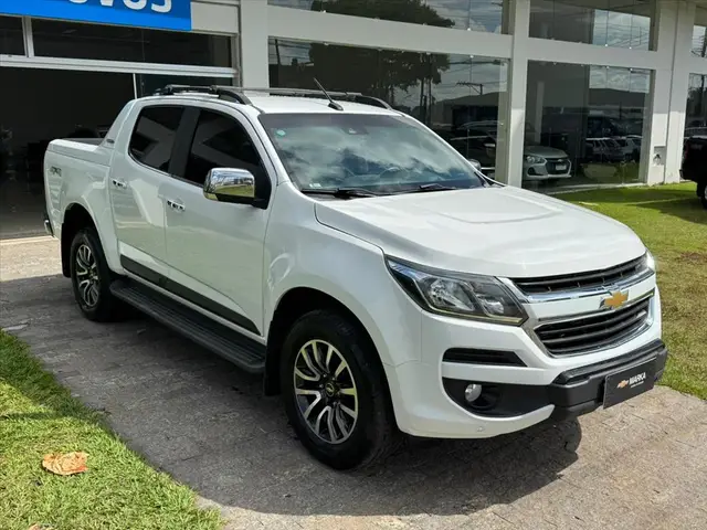 Carro Chevrolet S10 Cabine Dupla 2017 S10 2.8 CTDI High Country 4WD (Cabine Dupla) (Aut)
