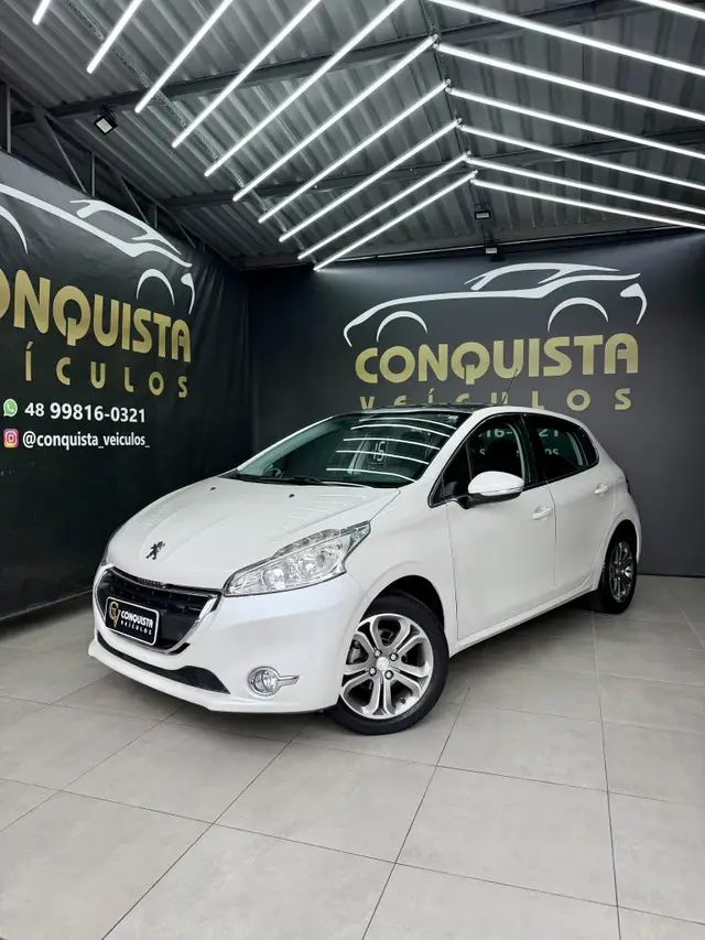Carro Peugeot 208 2015 Griffe  1.6 16V (Flex) (Aut)
