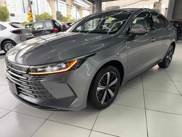 Carro BYD King 2026 DM-i GS