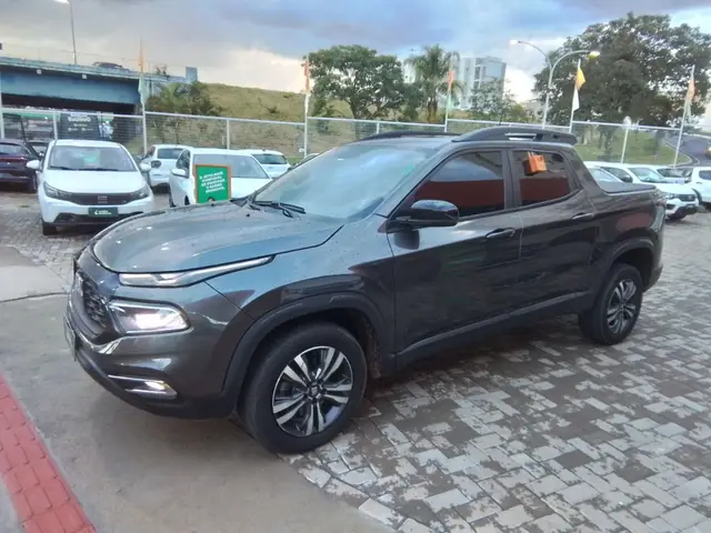 Carro Fiat Toro 2025 Volcano 1.3 Turbo 270