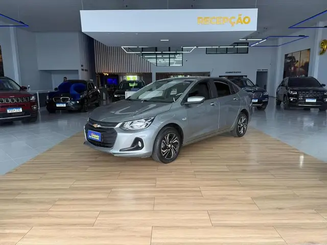 Carro Chevrolet Onix Plus 2025 LT 1.0