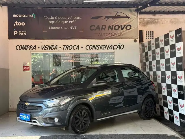 Carro Chevrolet Onix 2018 1.4 Activ SPE/4 (Aut)