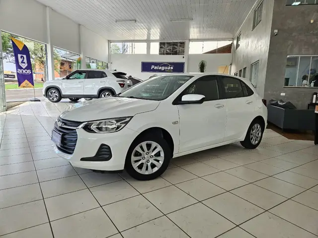 Carro Chevrolet Onix 2023 LT 1.0