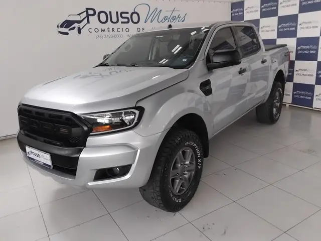 Carro Ford Ranger Cabine Dupla 2017 Ranger 2.2 TD XLS CD 4x4 (Aut)
