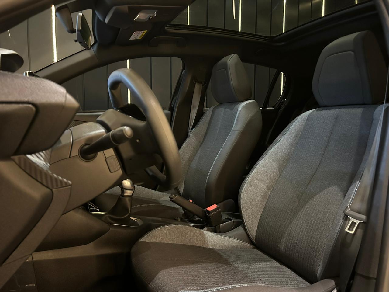 peugeot 208 style 1.0