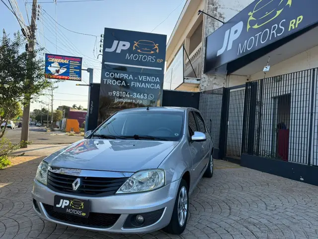 Carro Renault Logan 2012 Expression 1.6 8V Hi-Torque (flex)