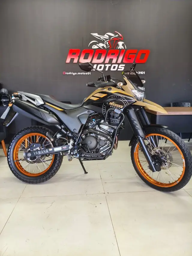 Moto Yamaha XTZ 250 Lander 2023 ABS