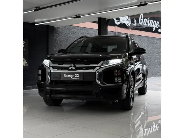 Carro Mitsubishi Outlander 2021 2.0 HPE CVT