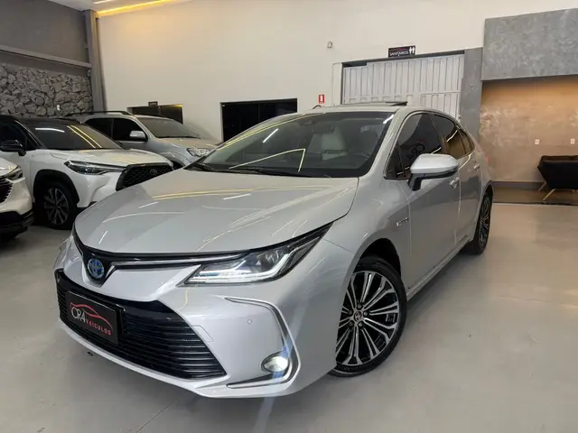 Carro Toyota Corolla 2023 Altis Hybrid Premium 1.8 Flex