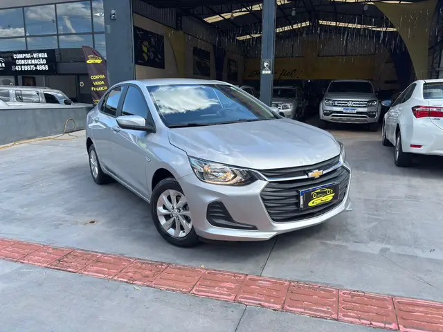 Carro Chevrolet Onix Plus 2023 LT 1.0 Turbo (Aut.)