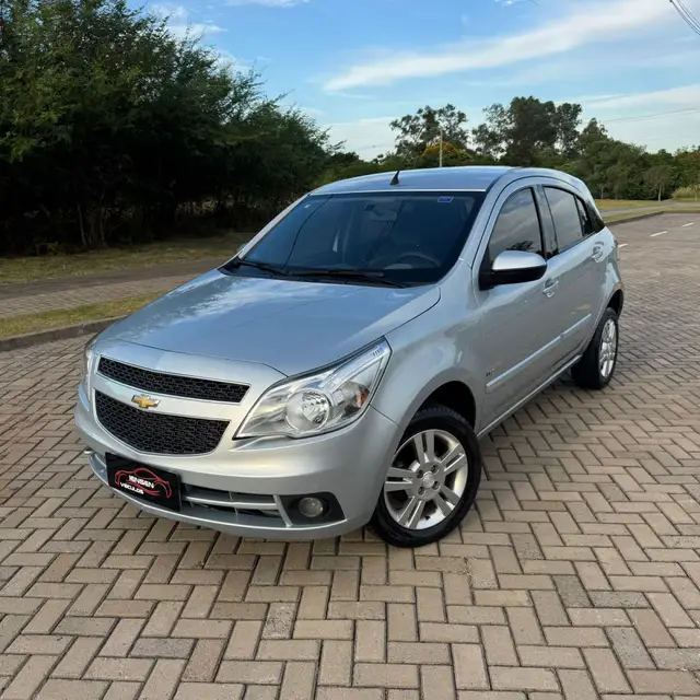 Carro Chevrolet Agile 2011 LTZ 1.4 8V (Flex)