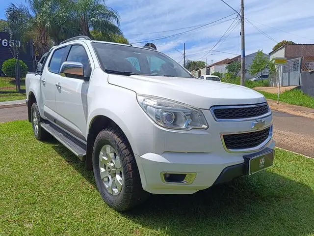Carro Chevrolet S10 Cabine Dupla 2013 S10 LTZ 2.8 diesel (Cab Dupla) 4x2 (Aut)