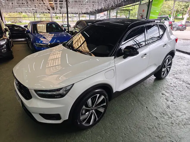 Carro Volvo XC40 2022 R-Design T5 1.5