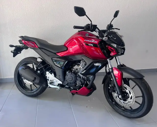 Moto Yamaha Fazer FZ15 2025 Connected