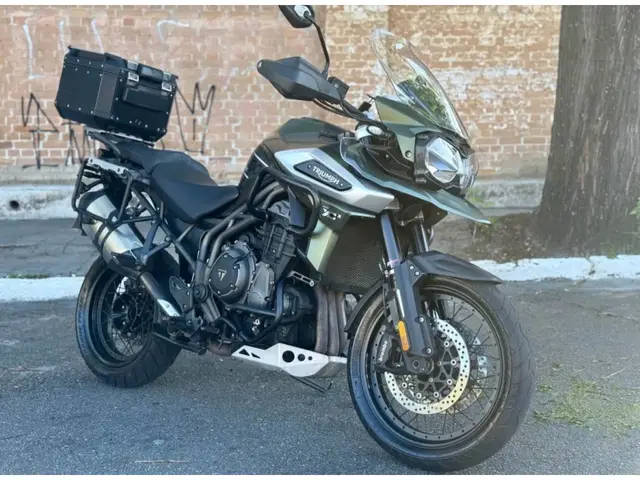 Moto Triumph Tiger 1200 2019 XCX