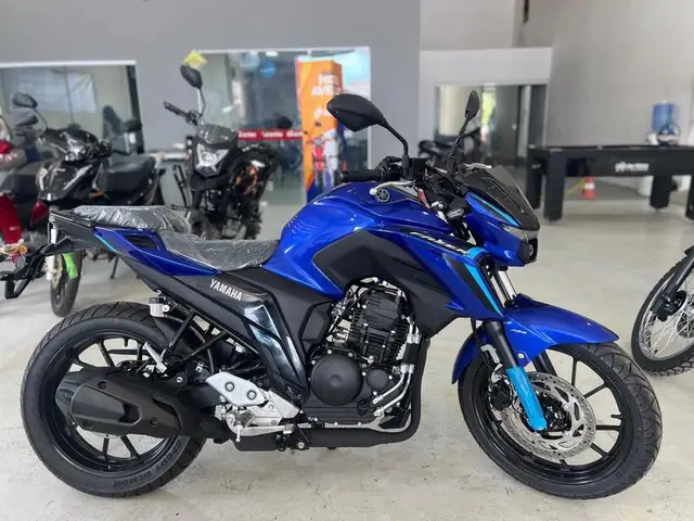 Moto Yamaha Fazer FZ25 2025 Flex