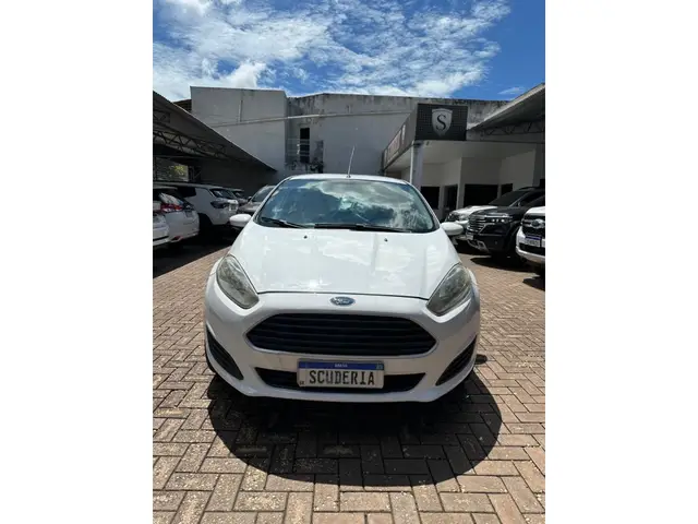 Carro Ford Fiesta Hatch 2014 1.5 (Flex)