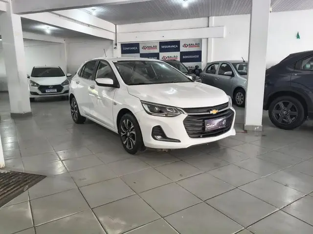 Carro Chevrolet Onix 2023 Premier 1.0 Turbo (Aut.)
