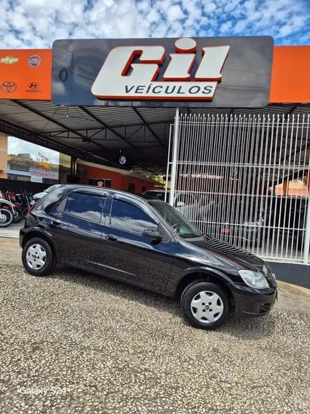 Carro Chevrolet Celta 2014 Advantage 1.0 (Flex)