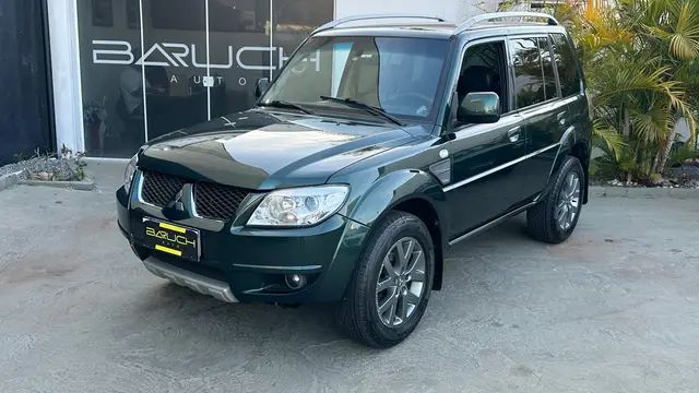 Carro Mitsubishi Pajero TR4 2015 2.0 16V 4x2 (Flex)