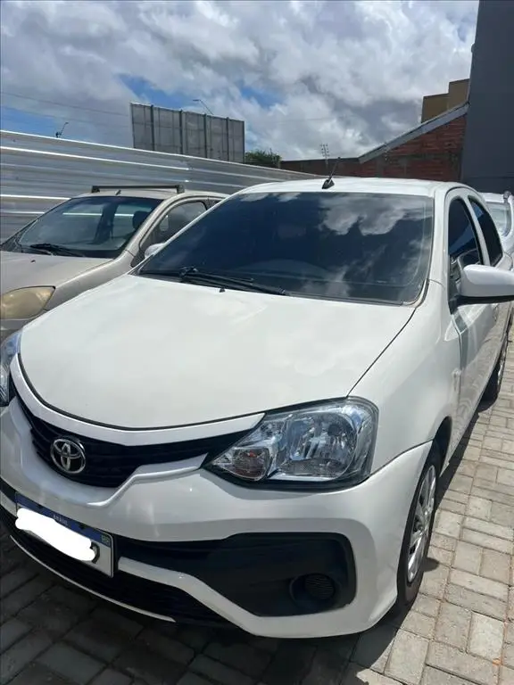 Carro Toyota Etios 2018 X 1.3 (Flex)