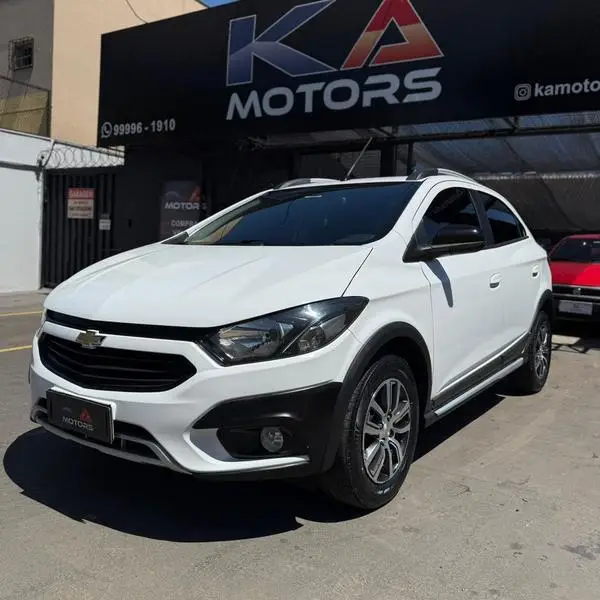 Carro Chevrolet Onix 2018 1.4 Activ SPE/4 (Aut)