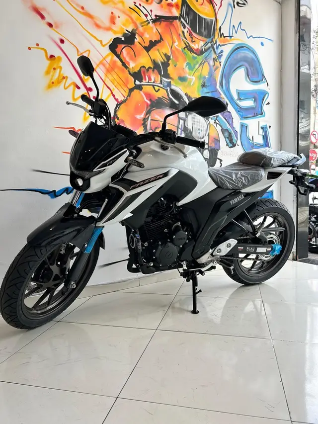 Moto Yamaha Fazer FZ25 2026 Connected