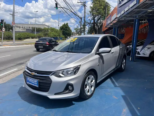 Carro Chevrolet Onix Plus 2023 LTZ 1.0 Turbo (Aut.)