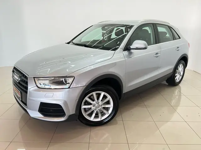 Carro Audi Q3 2018 1.4 TFSI Ambiente S Tronic