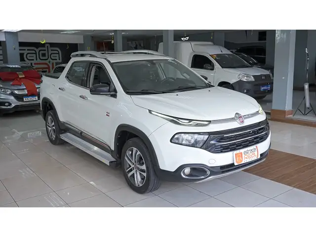 Carro Fiat Toro 2018 Volcano 2.0 diesel AT9 4x4