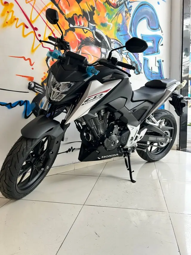 Moto Honda CB 300F Twister 2026 CBS