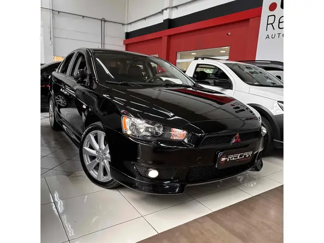 Carro Mitsubishi Lancer 2014 2.0 16V